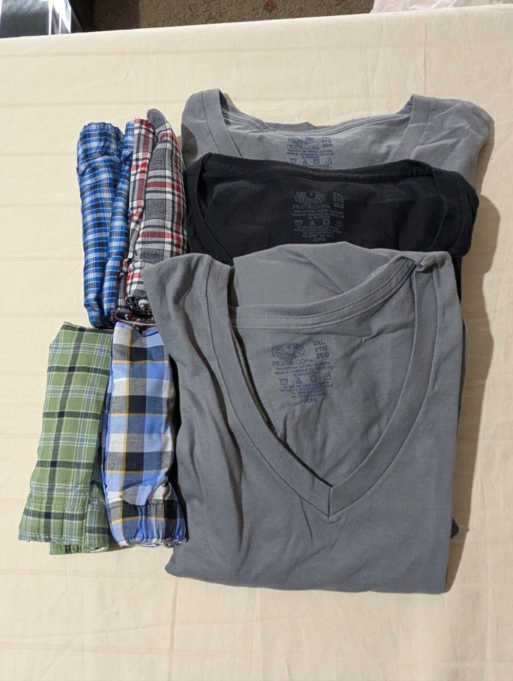 Men's V-Neck T-shirt and underwear 2X